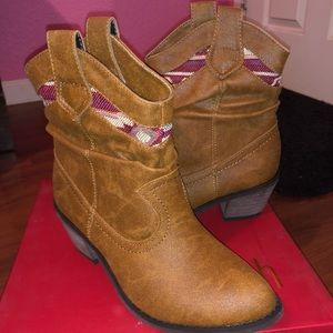 Fall booties